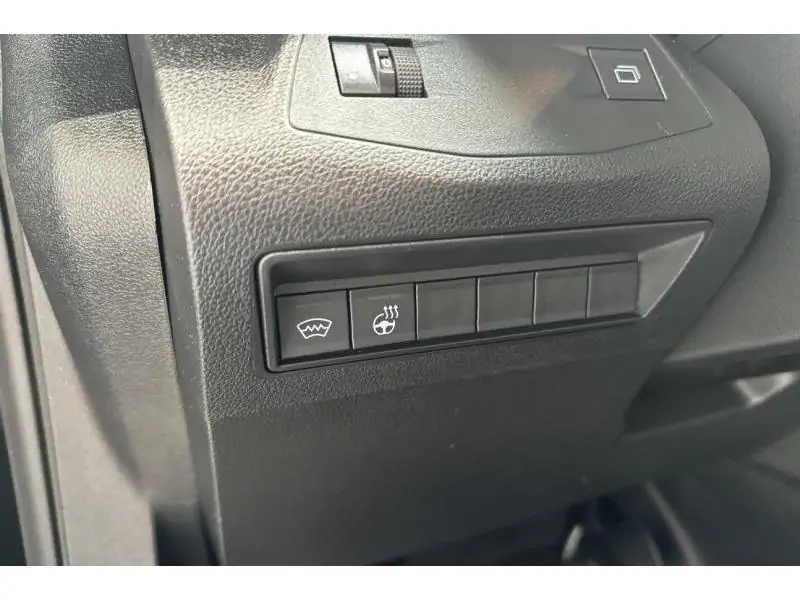 VEHICLE__CONDITION_SERVICE Peugeot Partner Light Full Option 3pl BLACK 21