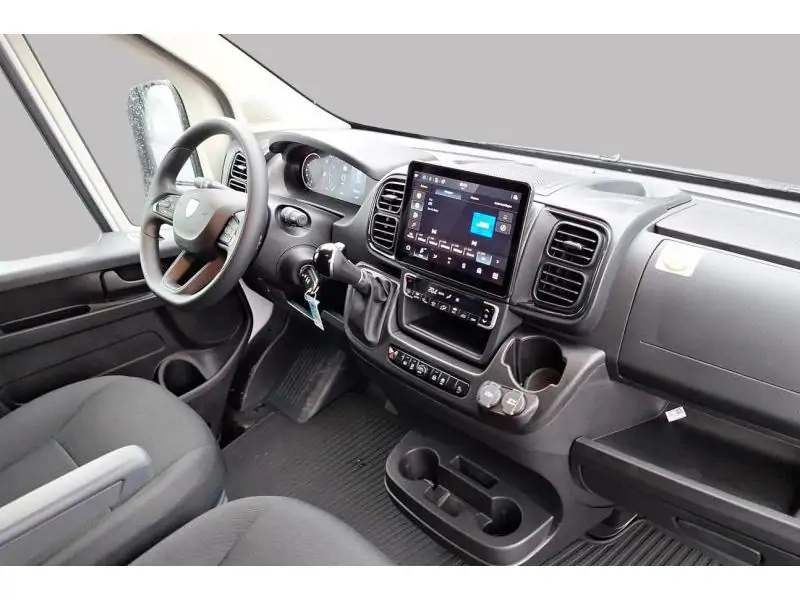 VEHICLE__CONDITION_SERVICE Peugeot Boxer 435 L3H2 140 3T trekvermogen WHITE 2