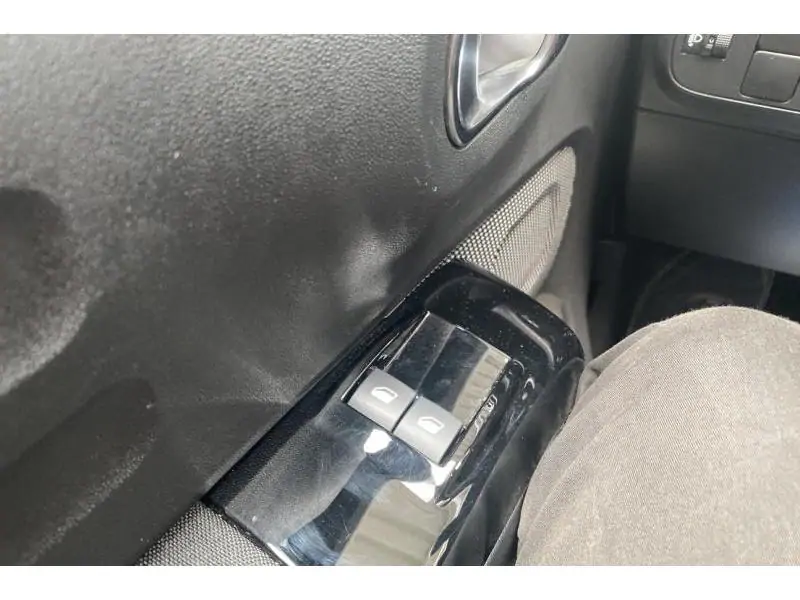 Occasion Citroen C3 Max 1.2 110 EAT6 GREY 17