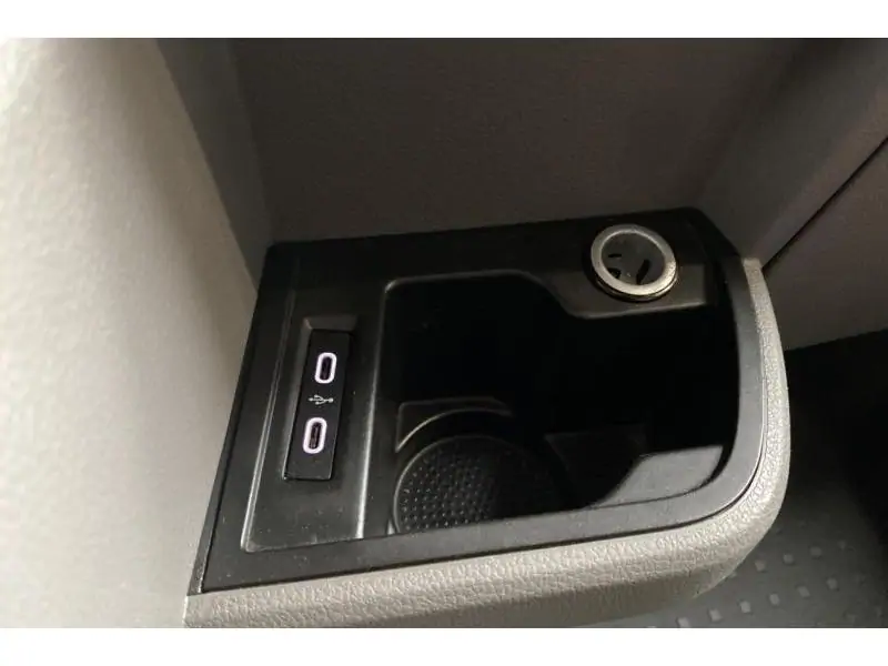 Occasion Volkswagen Transporter T6 Fourgon WHITE 32