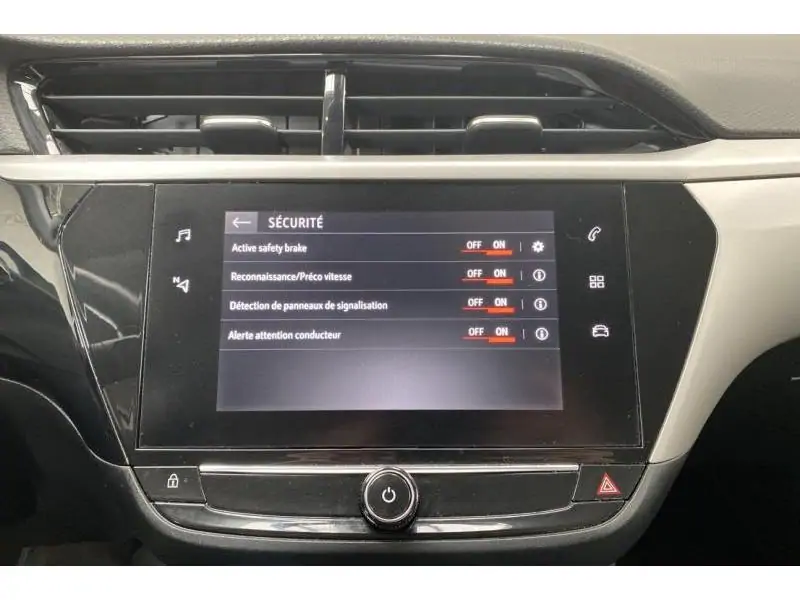 Occasion Opel Corsa F Edition WHITE 32