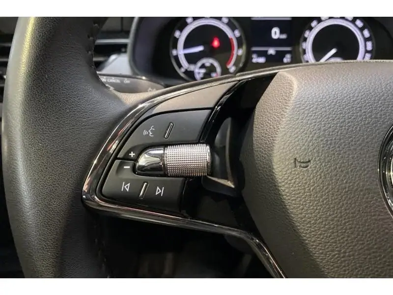 Occasie Skoda Kamiq Ambition 1.0 95 PK BLACK 22