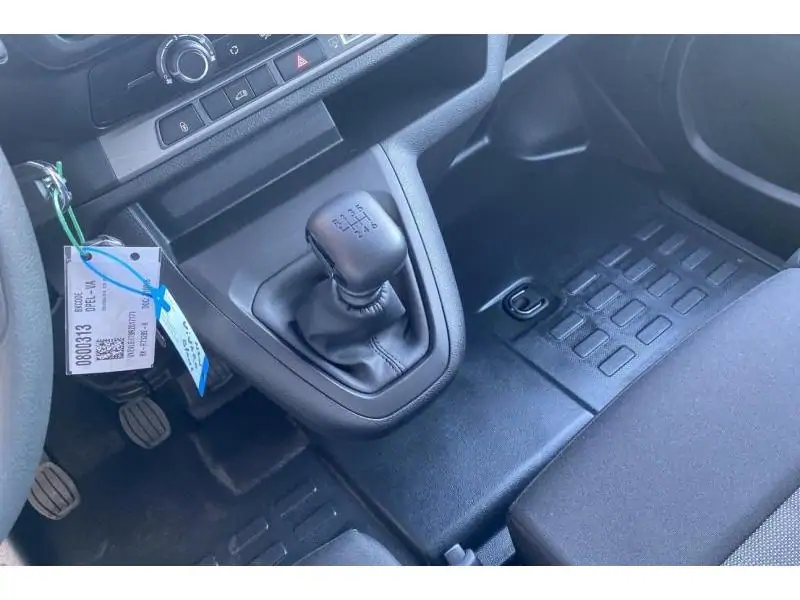 VEHICLE__CONDITION_SERVICE Opel Vivaro VAN L3 WHITE 16