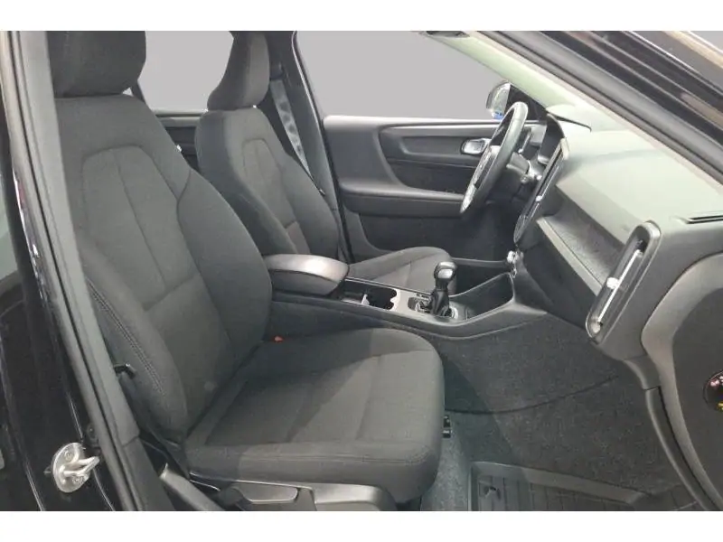 Occasion Volvo XC40 Momentum BLACK 9