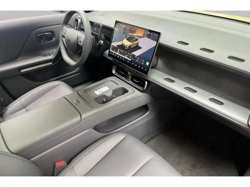 VEHICLE__CONDITION_SERVICE Leapmotor B05 DESIGN PROMAX YELLOW 2