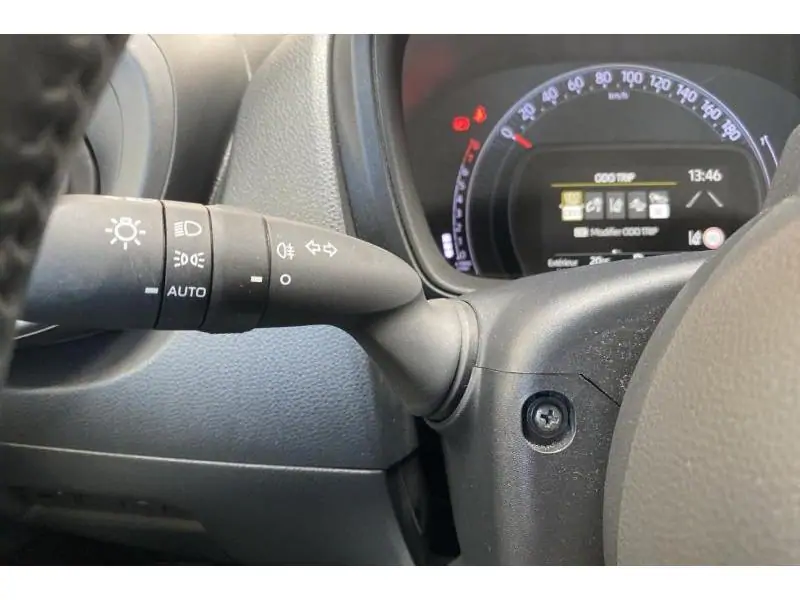 Occasion Toyota Aygo X PLAY GREY 27