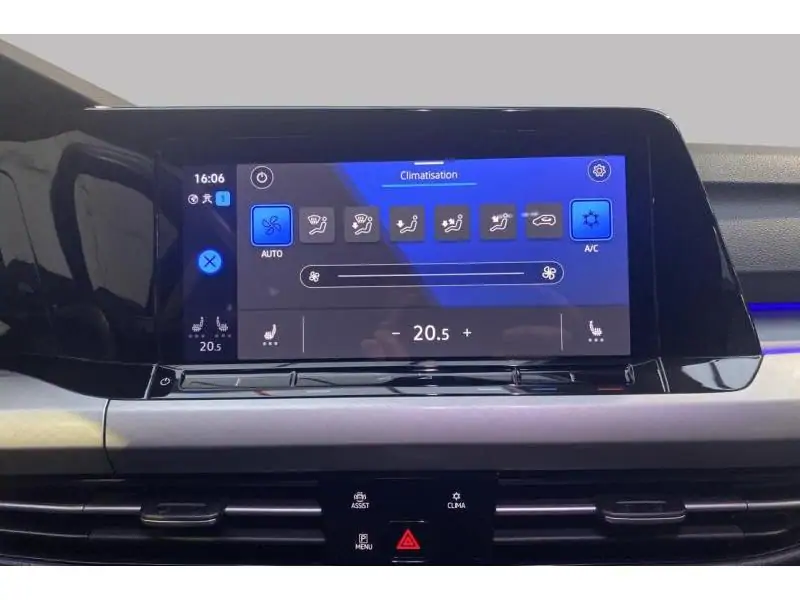 Occasie Volkswagen Golf VIII Life 1.0 eTSI DSG BLUE 15