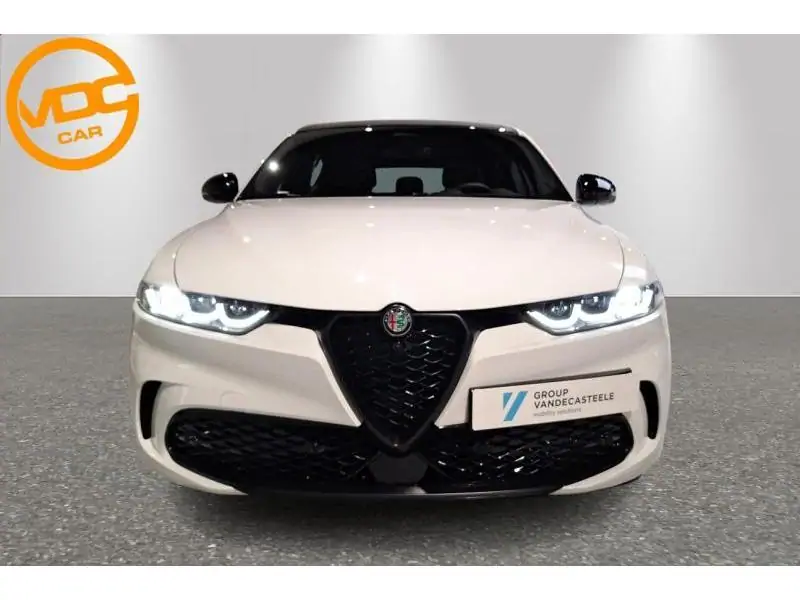 VEHICLE__CONDITION_SERVICE Alfa Romeo Tonale Hybrid 160 Tributo Italiano WHITE 5