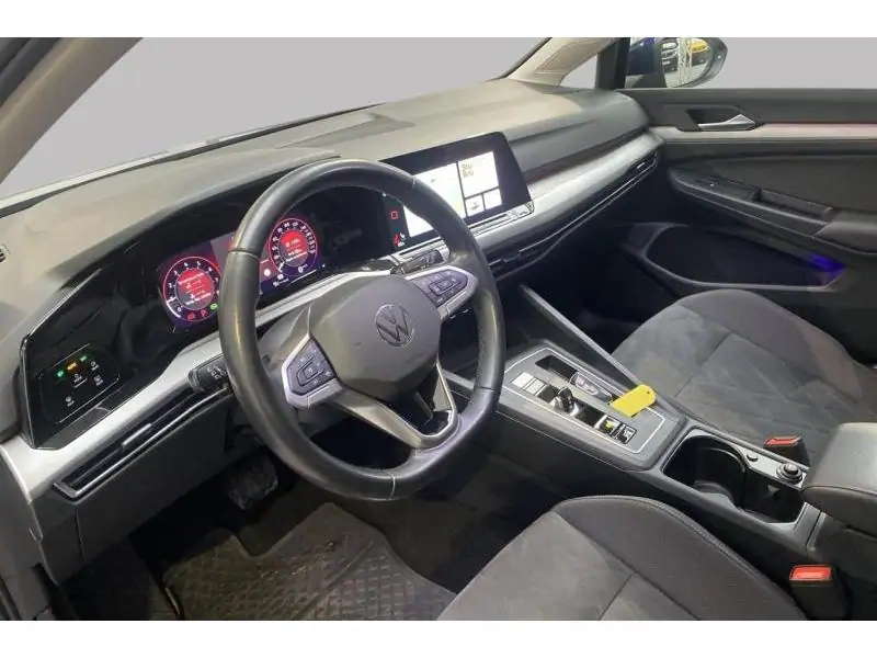 Occasie Volkswagen Golf VIII Life 1.0 eTSI DSG BLUE 9