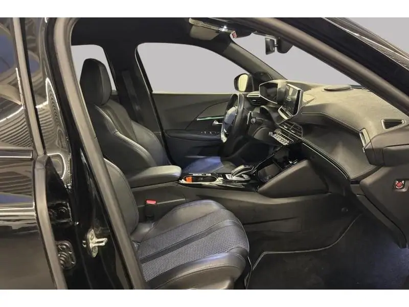 Occasion Peugeot 2008 GT BLACK 8