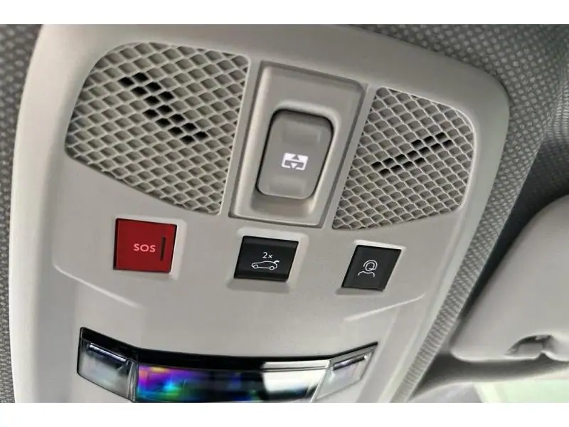 VEHICLE__CONDITION_SERVICE Jeep Avenger ELECTRIC-Avenger Full Electric - Altitude BLACK 26