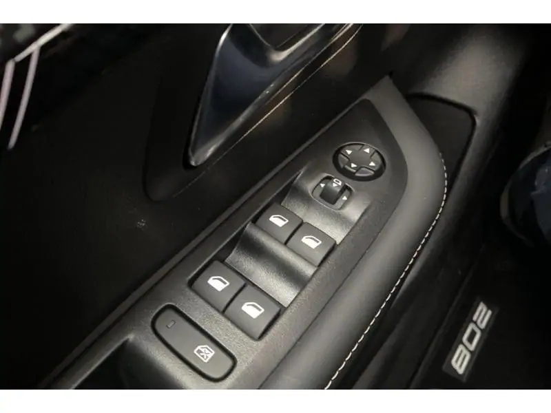 VEHICLE__CONDITION_SERVICE Peugeot 208 ALLURE GREY 17