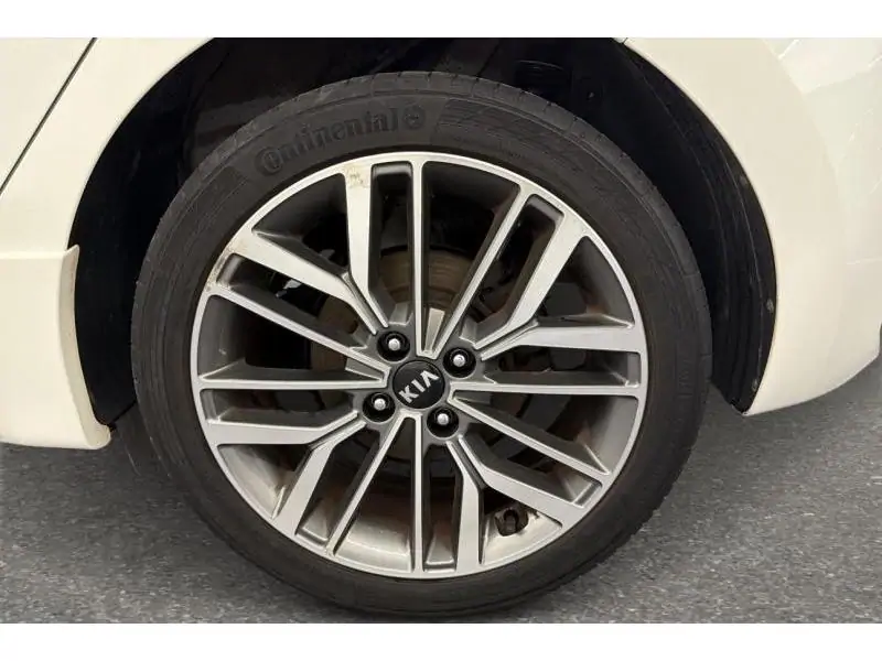 Occasion Kia Rio gt line WHITE 20