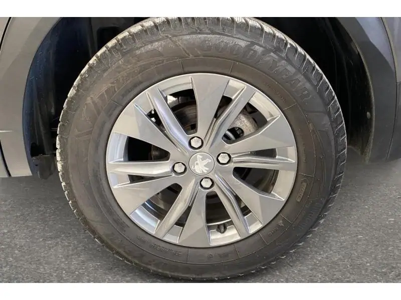 Occasion Peugeot 2008 Active Pack* GPS Détecteurs arr. GREY 20