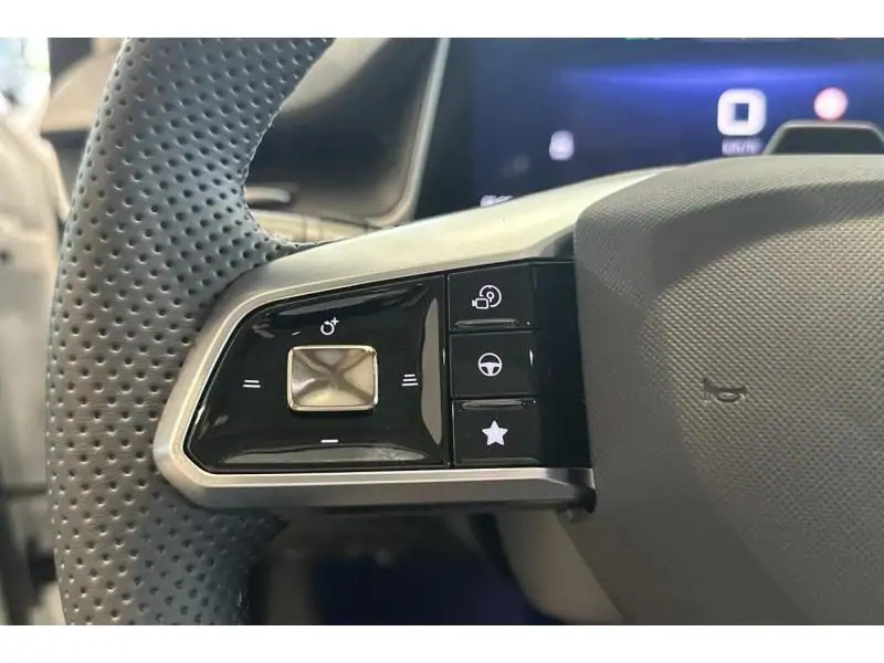 VEHICLE__CONDITION_SERVICE MG MGS6 EV LONG RANGE - LUXURY 77 kWh WHITE 28