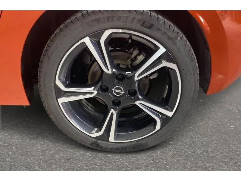 Occasion Opel Corsa F Elegance ORANGE 18