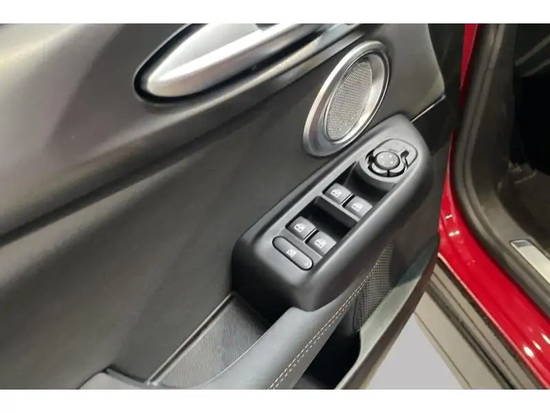 Occasion Alfa Romeo Tonale Plug-In Hybrid Q4 19 RED 19