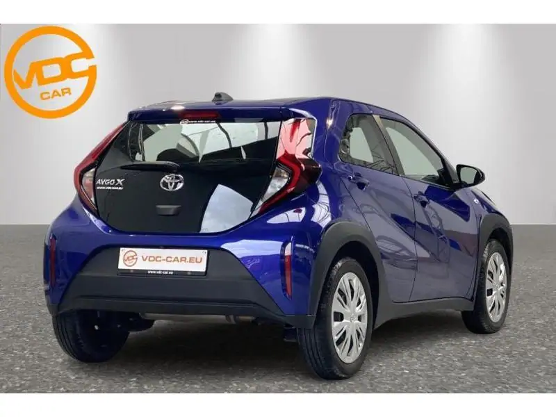 Occasion Toyota Aygo X Play BLUE 3