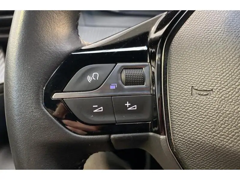 Occasion Peugeot 2008 II Allure GREY 21