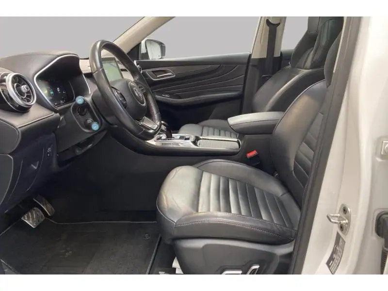 Occasion MG EHS Luxury WHITE 10