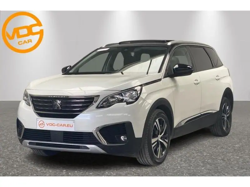 Occasion Peugeot 5008 Allure *7pl-Caméra-GPS* WHITE 1