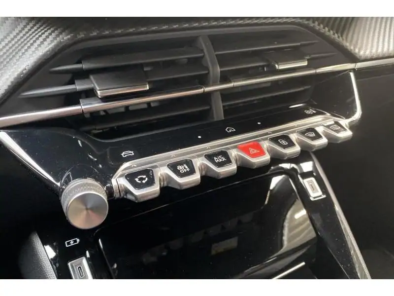 VEHICLE__CONDITION_SERVICE Peugeot 2008 ALLURE WHITE 35