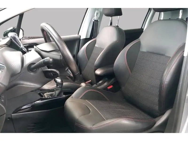 Occasion Peugeot 2008 gt line GREY 10