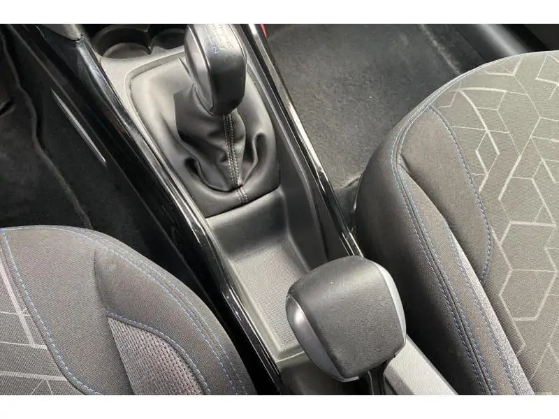 Occasion Peugeot 2008 Signature BLUE 16