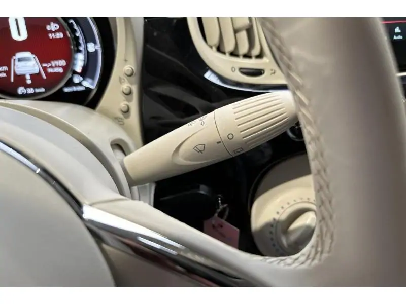 VEHICLE__CONDITION_SERVICE Fiat 500 1.0 Hybrid 70 BLACK 21