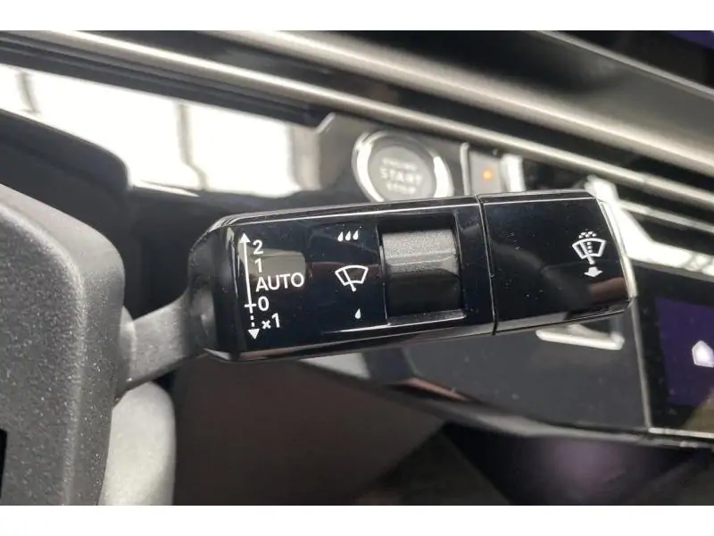 Occasion Peugeot 3008 Allure - HYBRID 145 pk GREY 24