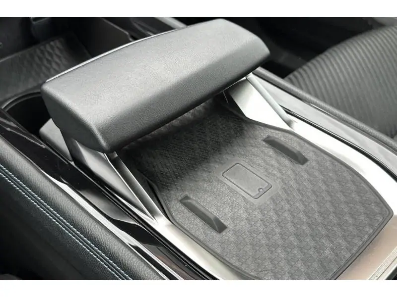 Occasion Renault Austral Techno Esprit Alpine HYBRID 201 PK BLACK 29