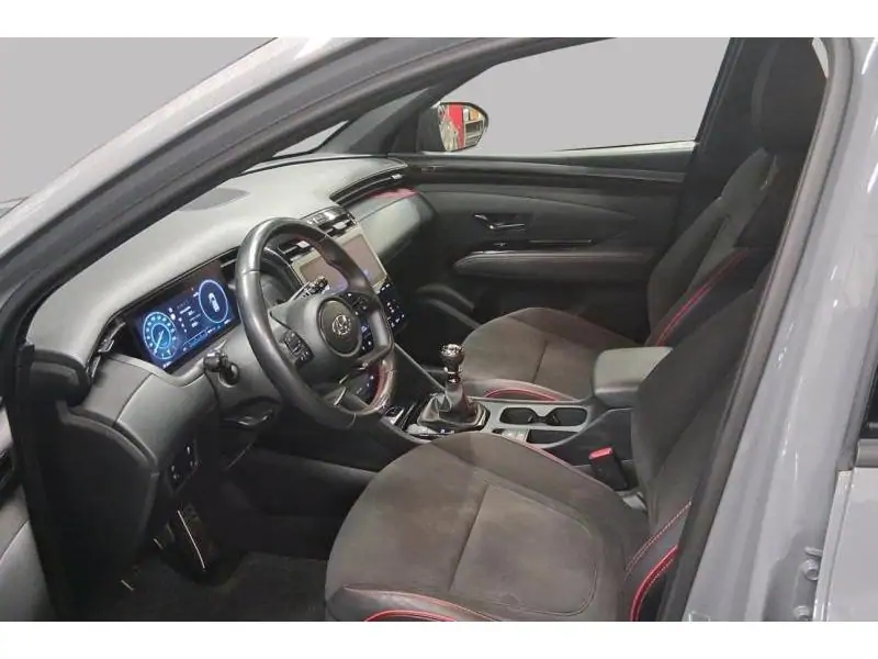 Occasion Hyundai Tucson 1.6 T-GDi Shine nline 48v 6iMT 5d 110kW GREY 10