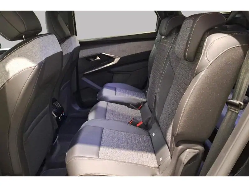 VEHICLE__CONDITION_SERVICE Peugeot 5008 Allure Hybrid 145 e-DCS6 BLACK 18