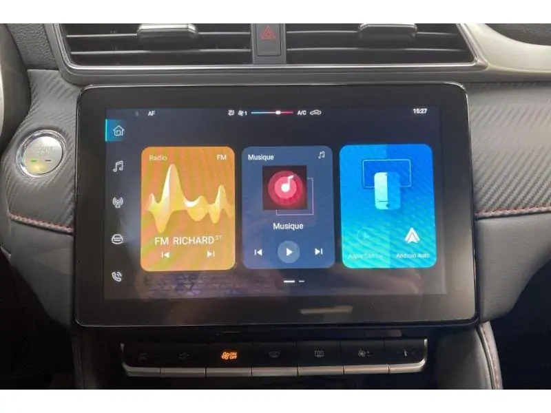 Occasion MG ZS LUXURY 1.0 T-GDi AT6 BLACK 29