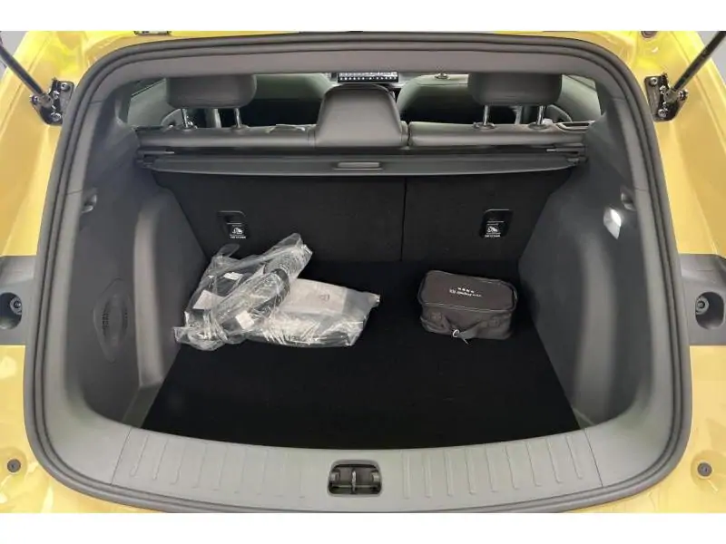 VEHICLE__CONDITION_SERVICE Leapmotor B05 DESIGN PROMAX YELLOW 19