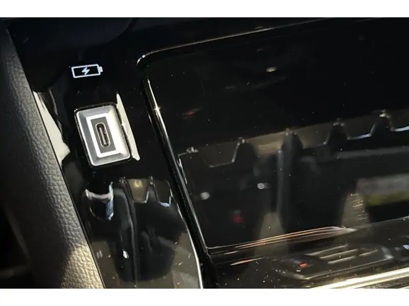 Occasion Peugeot 2008 GT - HYBRID GREY 34