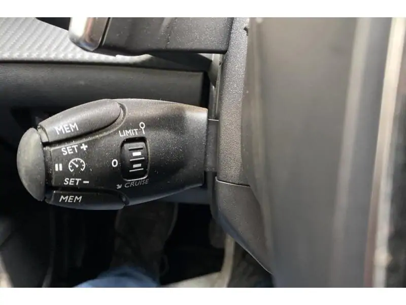 Occasion Peugeot 2008 Allure * GPS & Caméra de recul GREY 27