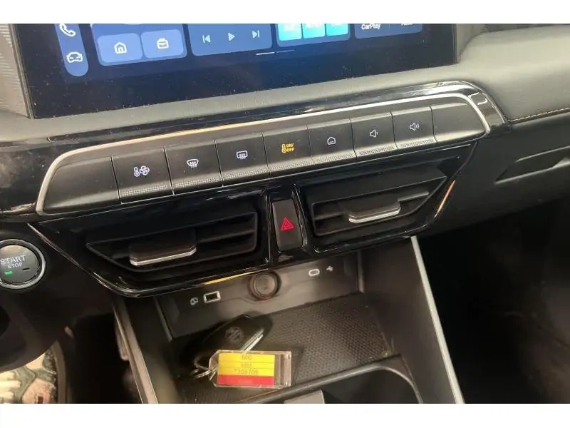 Démo MG MG3 HYBRID+ LUXURY RED 17