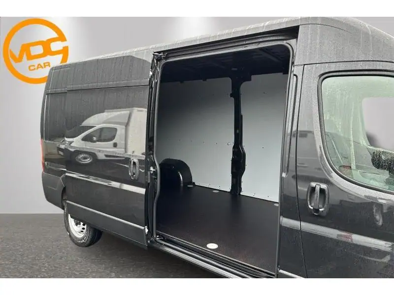 VEHICLE__CONDITION_SERVICE Peugeot Boxer 335 L3H2 2.2 BlueHDi 140 SandS A GREY 18