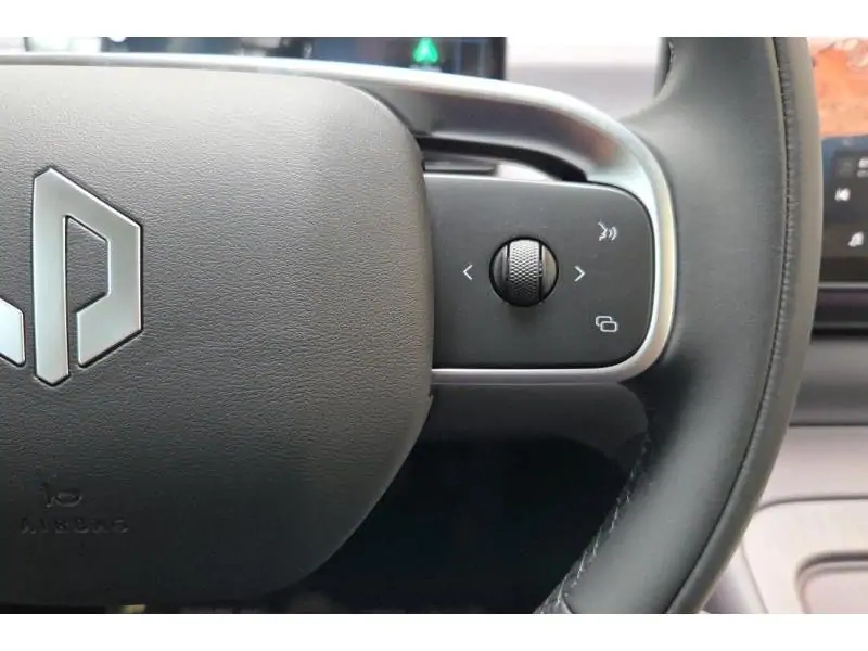 VEHICLE__CONDITION_SERVICE Leapmotor C10 DESIGN BLACK 21