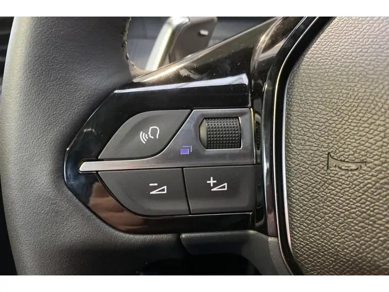 VEHICLE__CONDITION_SERVICE Peugeot 208 ALLURE*Dispo 04/2026 YELLOW 21