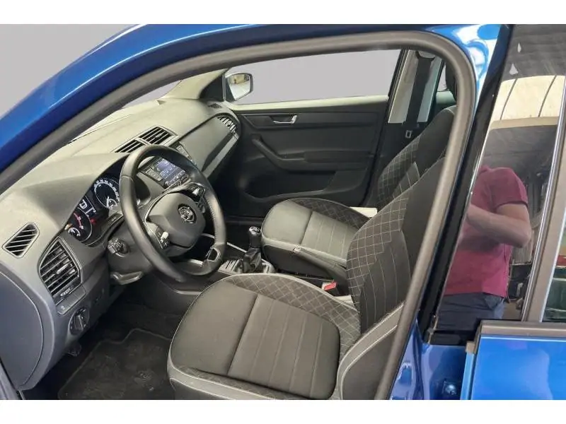 Occasion Skoda Fabia III Ambition BLUE 10