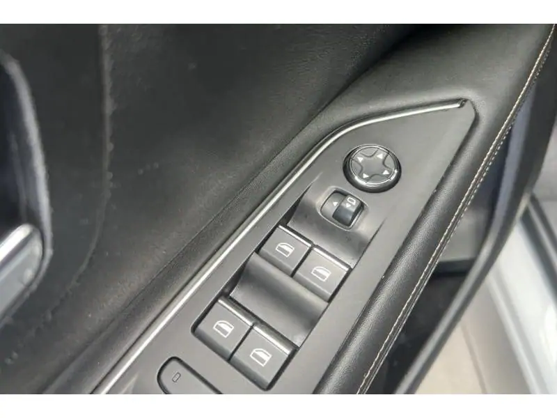 Occasion Peugeot 3008 GT WHITE 23