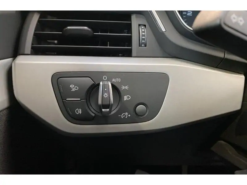 Occasion Audi A4 35 TFSI Business Edition S-Tronic GREY 21