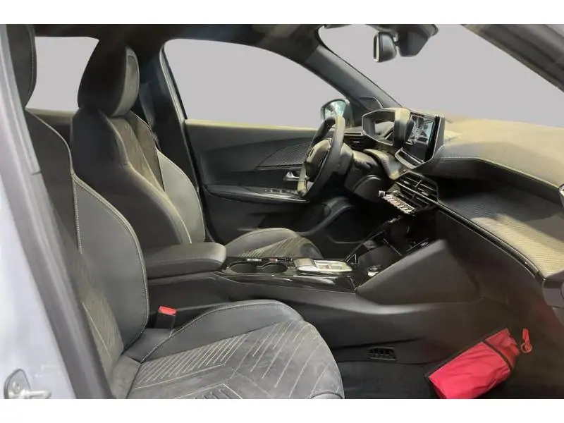 VEHICLE__CONDITION_SERVICE Peugeot 2008 GT WHITE 8