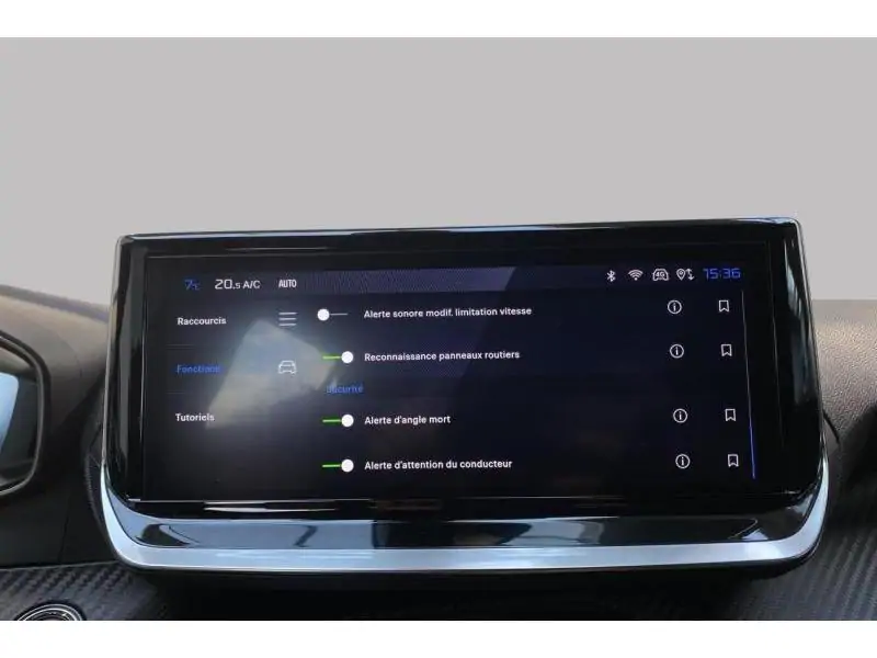 Occasion Peugeot 2008 Allure HYBRID 145 pk BLUE 31