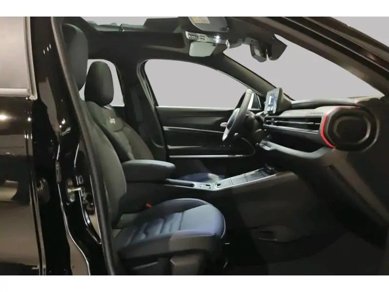 VEHICLE__CONDITION_SERVICE Jeep Avenger Altitude - 4X2- 1.2L 110hp e-Hybrid e-DCT6 BLACK 8