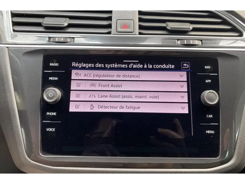 Occasion Volkswagen Tiguan Life GREY 33