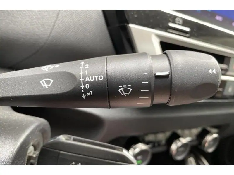 Occasion Citroen e-C4 FEEL* Caméra GPS Jantes alu GREY 28