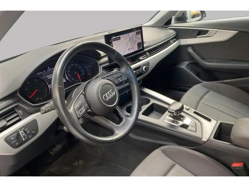Occasion Audi A4 GPS*Attelage*Clim BLACK 9